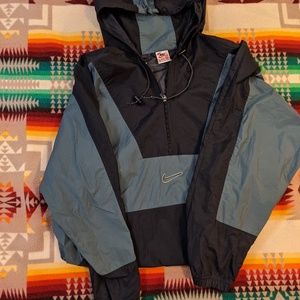 VINTAGE 90s NIKE Windbreaker